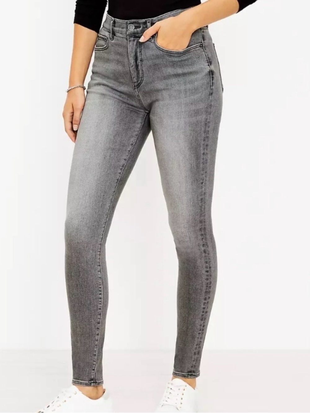 LOFT High Rise Sculpt Jeggings in Light Grey Wash Size 28| 6